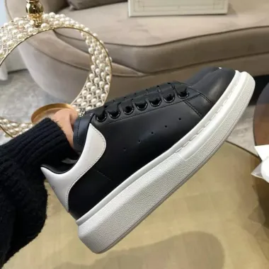 Adidasi dama casual negri 444